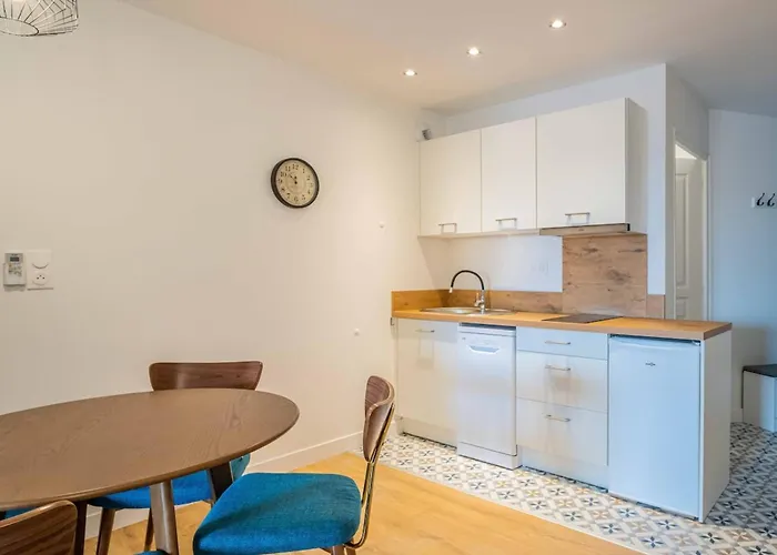 L'hippocrate Duplex A Deux Pas Des Halles